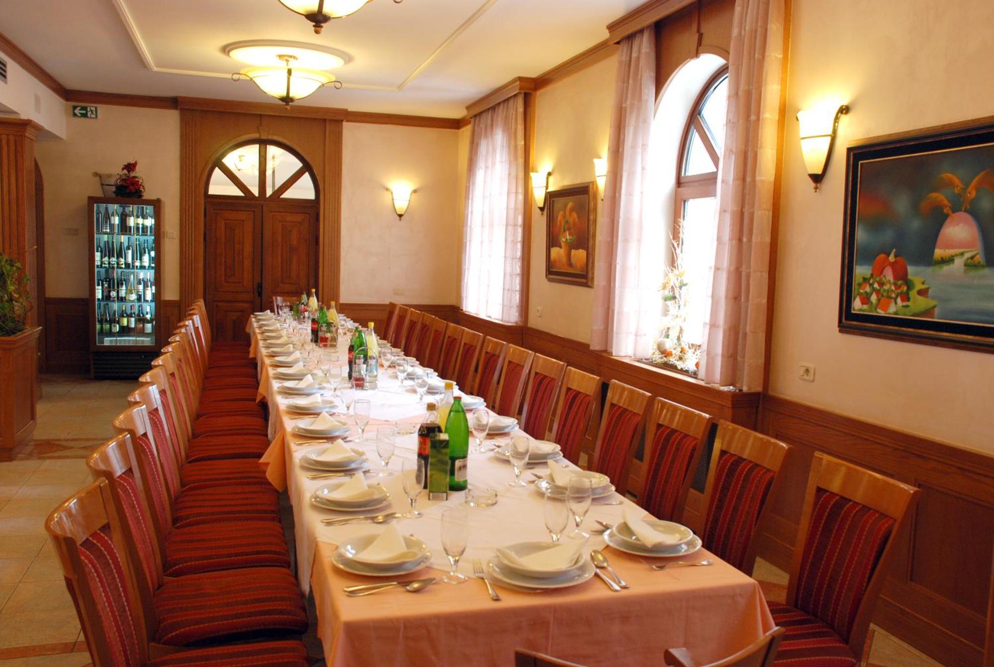 Hotel Sucevic Garni Belgrado Restaurante foto