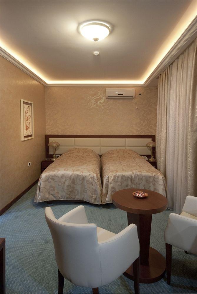 Hotel Sucevic Garni Belgrado Exterior foto
