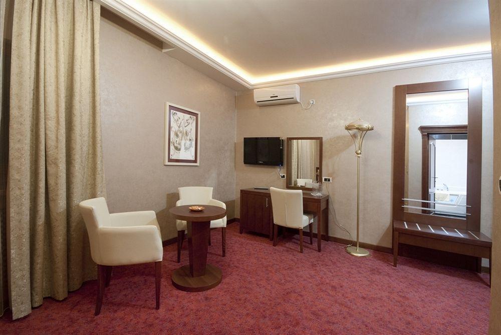 Hotel Sucevic Garni Belgrado Exterior foto