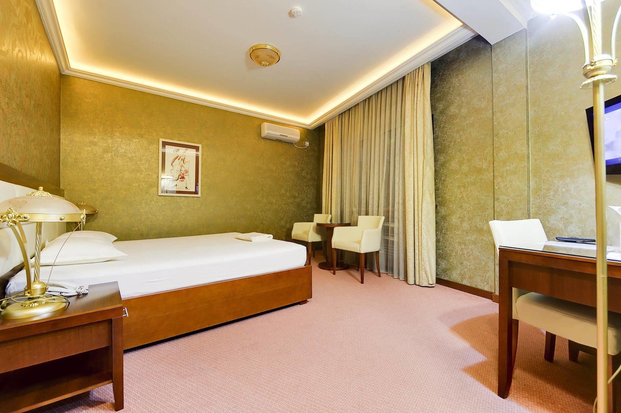 Hotel Sucevic Garni Belgrado Exterior foto