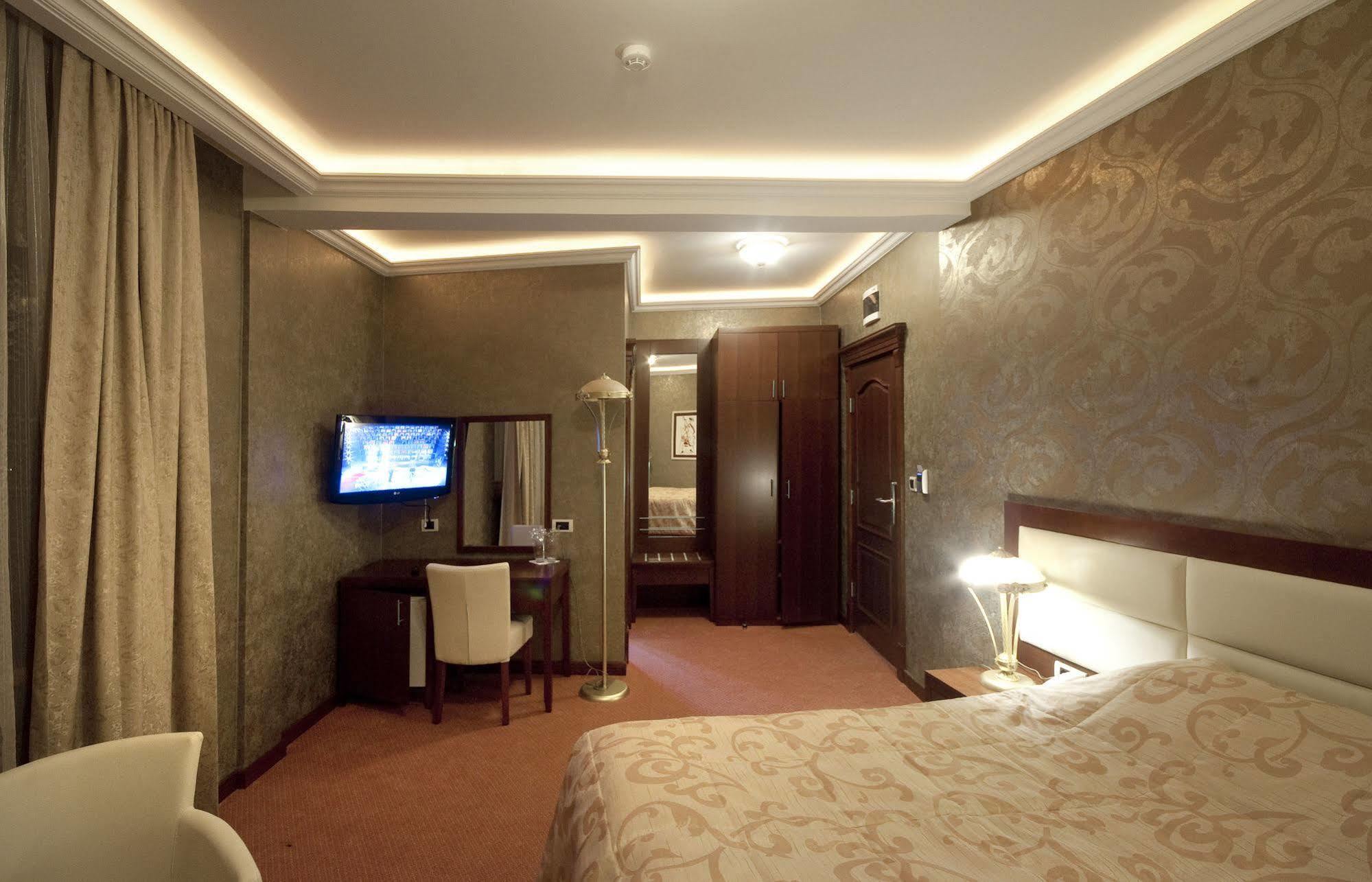 Hotel Sucevic Garni Belgrado Exterior foto